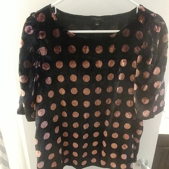 Tops - Crushed velvet top